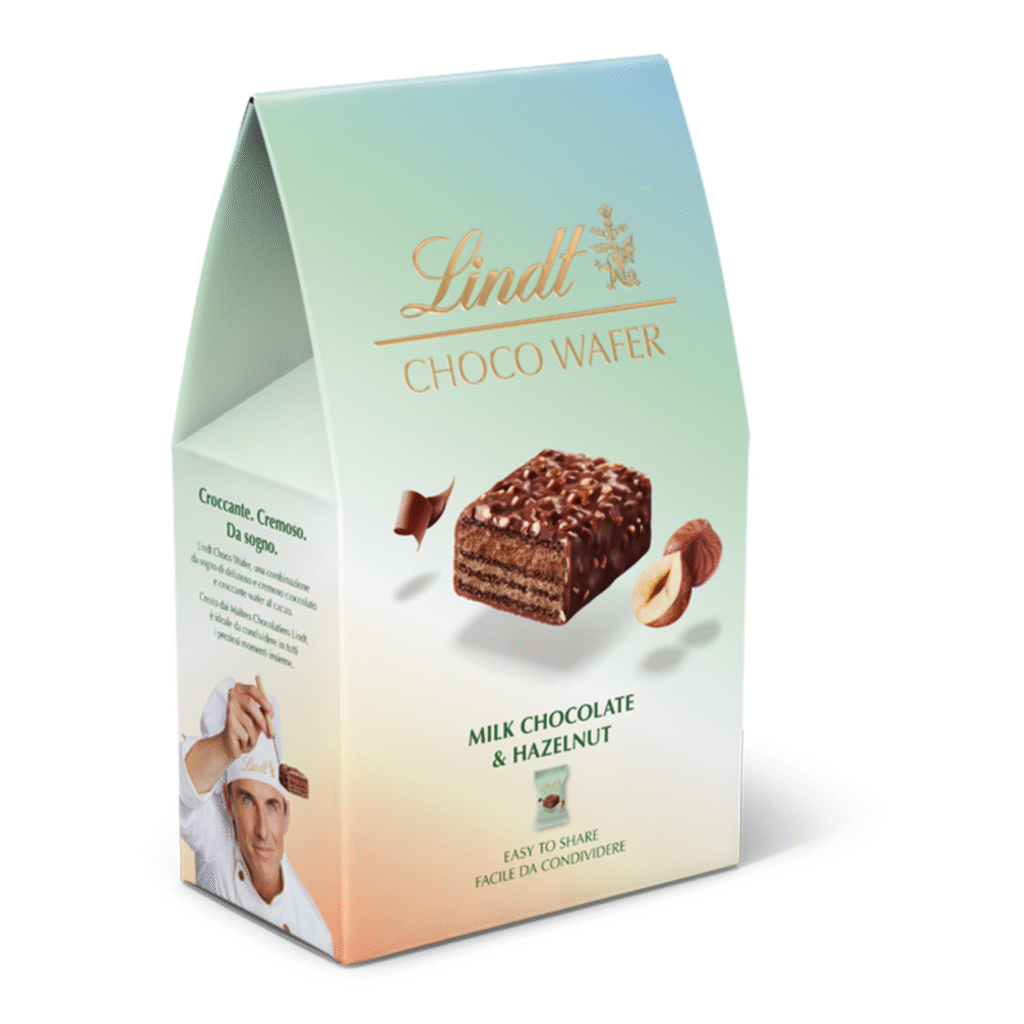 Опаковка Lindt вафла с лешници и млечен шоколад 135 г – хрустяща вафла, покрита с млечен шоколад и ядки.