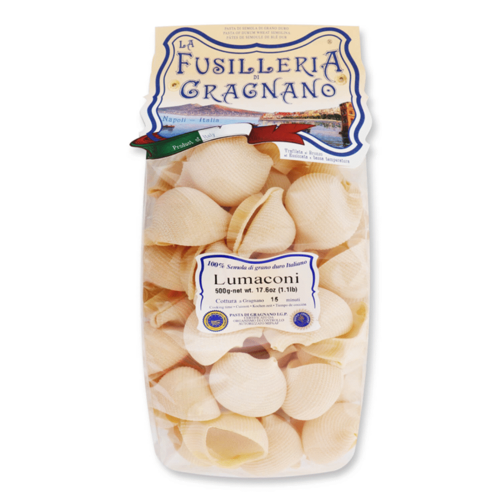 Опаковка Fusilleria IGP Lumaconi паста 500 г с изображение на големи пасти в опаковката.