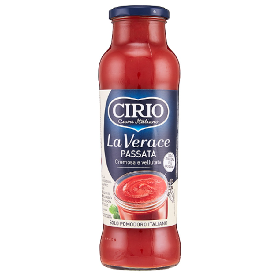 460105.png Бутилка с доматено пюре Cirio Verace 700 г – класическа италианска опаковка с червен етикет и златисти акценти.