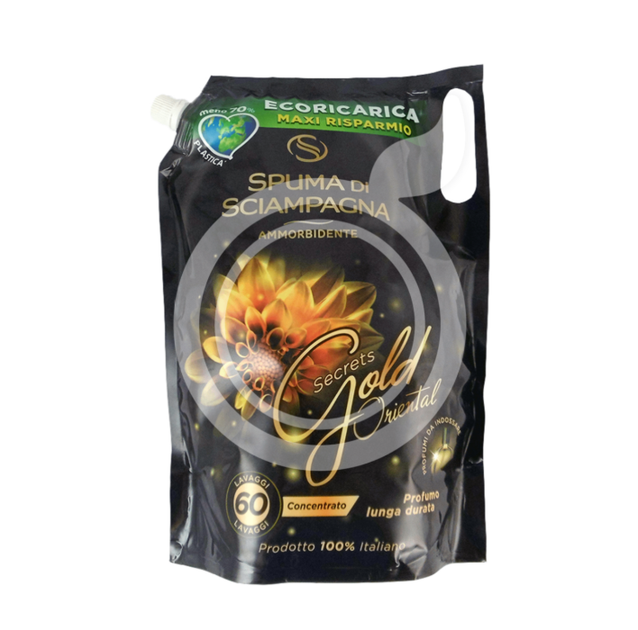 Омекотител Spuma Sciampagna Пълнител Злато От Ориент 60 Пранета – бутилка с луксозен ориенталски аромат и копринена мекота.