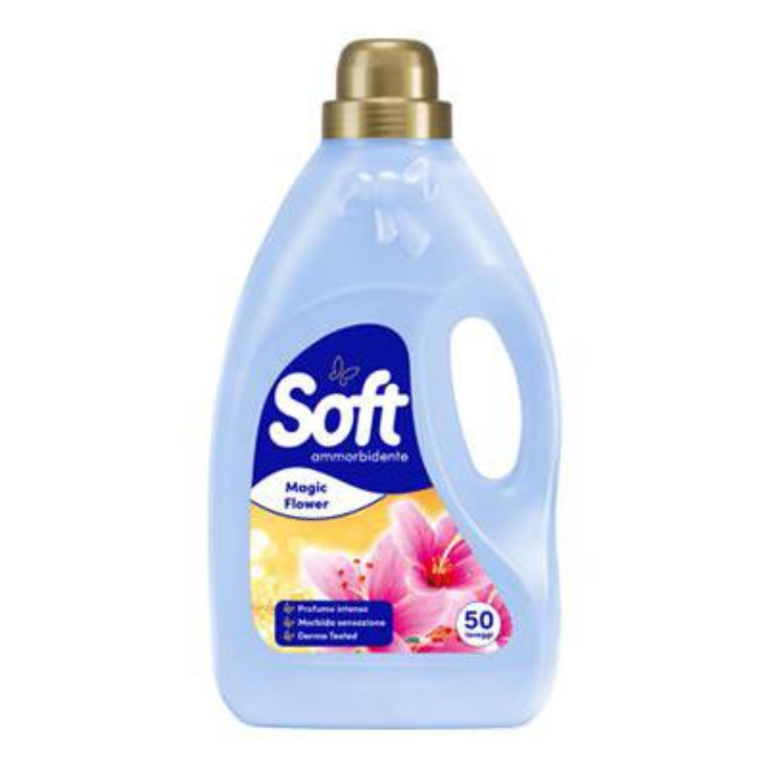 Омекотител Soft Magic Flower 50 Пранета – бутилка с нежен цветен аромат и кадифена мекота за дрехите.