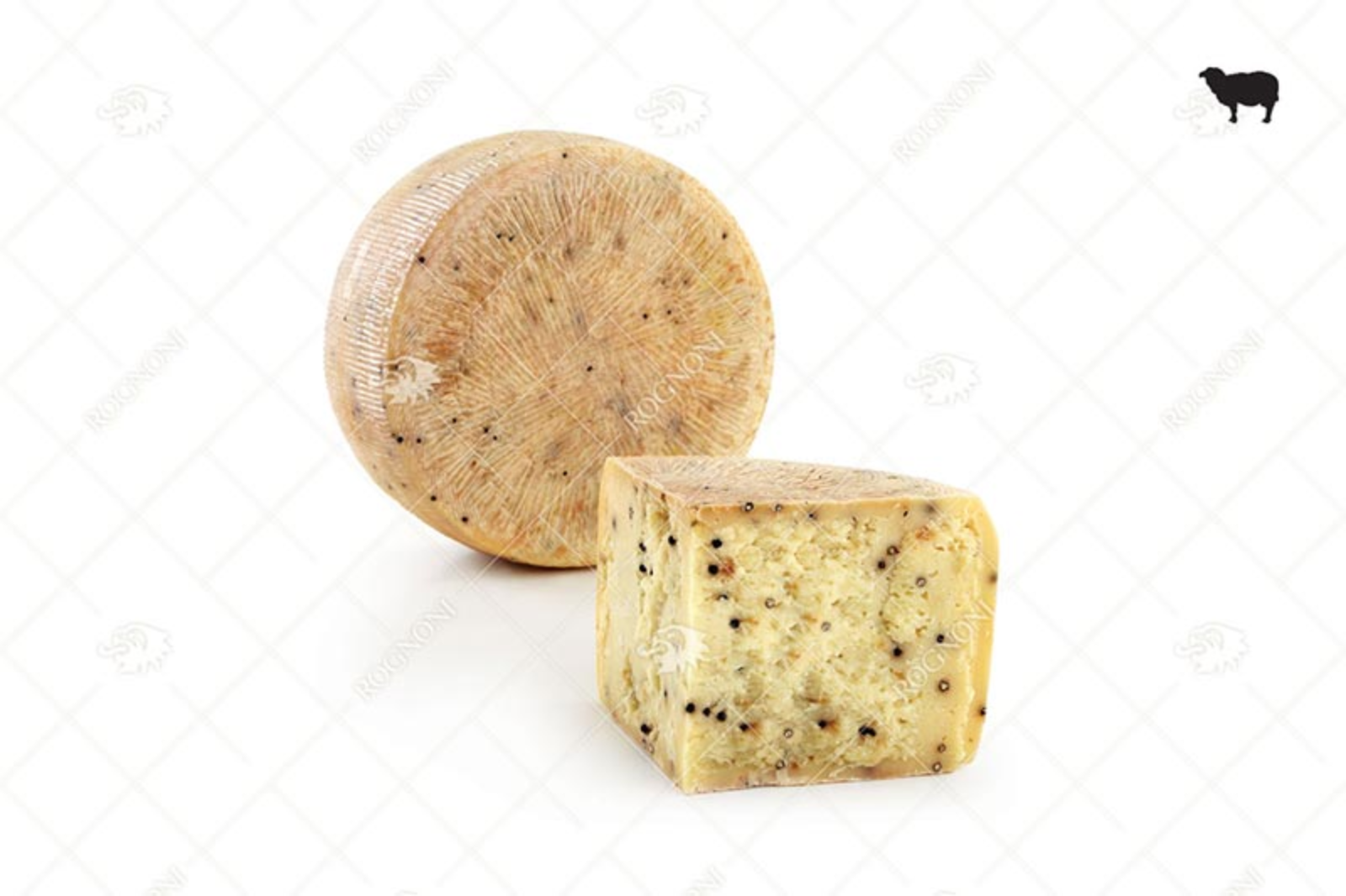 320050.png Парче зряло овче сирене Rognoni с черен пипер, с плътна текстура и черни зърна пипер