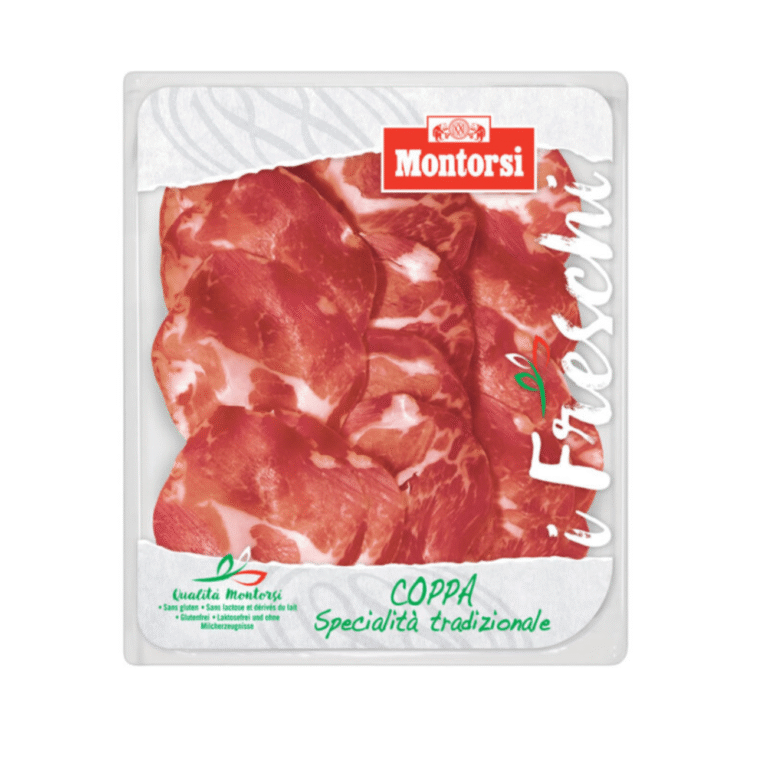 Coppa Stagionata DOP Rognoni – тънко нарязан свински врат със засенчени бели мазнини, подреден на гурме дъска.